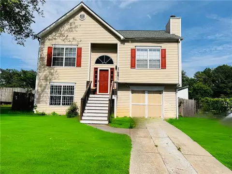 5814 Highgrove Dr, Atlanta, GA 30349