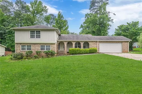 3947 Veracruz Ct, Decatur, GA 30034