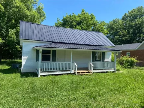 1 E 4th St E, Aragon, GA 30104