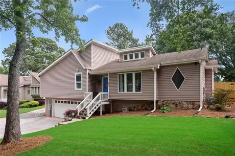 657 Polk St NW, Marietta, GA 30064
