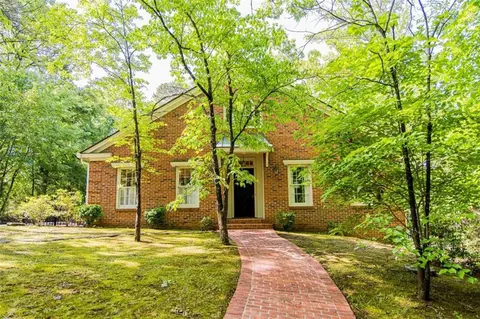 15 Westover Dr SW, Rome, GA 30165