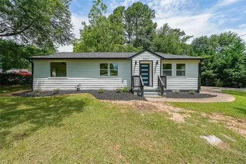 2621 Gordon Cir SE, Smyrna, GA 30080