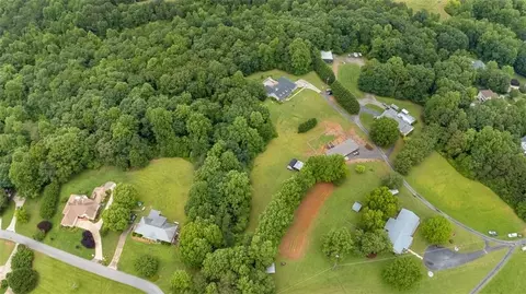 View/Area - 190 Roberts Way, Cornelia, GA 30531 photo 3 of 4