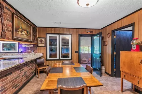 Dining - 190 Roberts Way, Cornelia, GA 30531 photo 1 of 3