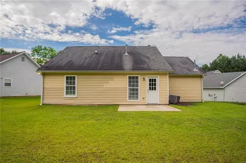 Exterior - 3673 Jervis Ct, Rex, GA 30273 photo 4 of 6