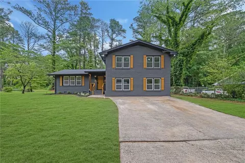 336 Fond Du Lac Dr, Stone Mountain, GA 30088