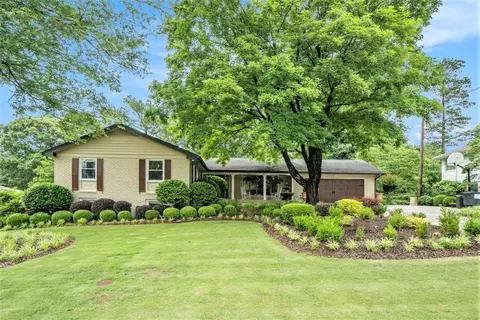 733 Huntington Pl SE, Marietta, GA 30067