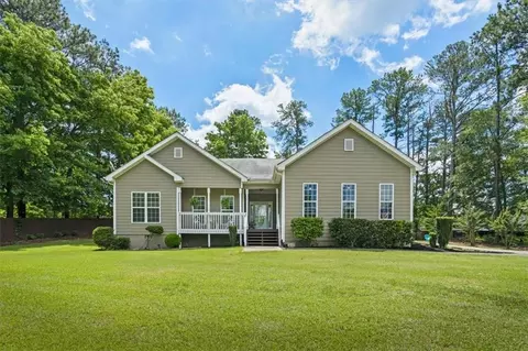 380 Russell Rd, Lawrenceville, GA 30043
