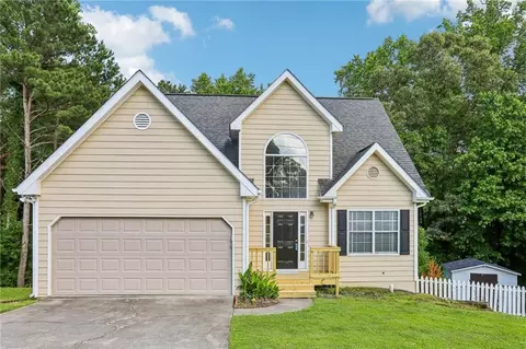 1039 Megan Ct, Sugar Hill, GA 30518