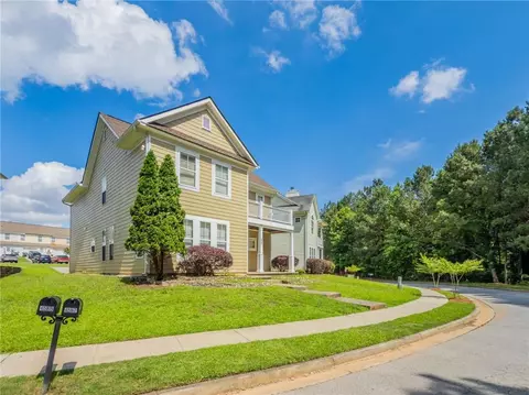 4567 Parkway Cir, Atlanta, GA 30349