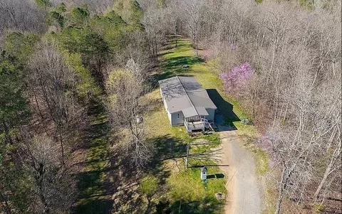 284 Sky Ln, Ranger, GA 30734