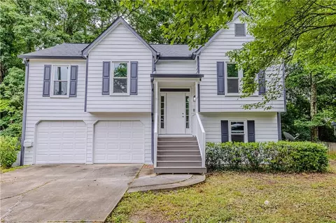 159 Aztec Way SE, Acworth, GA 30102