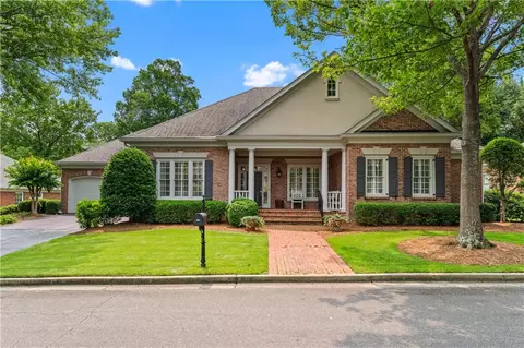 2117 Stephens Walk, Dunwoody, GA 30338
