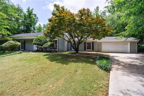 135 Pheasant Dr SE, Marietta, GA 30067