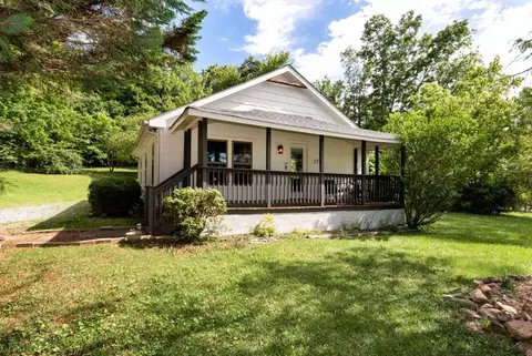 2127 Roberts Ridge Rd, Ellijay, GA 30540
