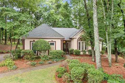 120 Bent Creek Dr, Woodstock, GA 30189
