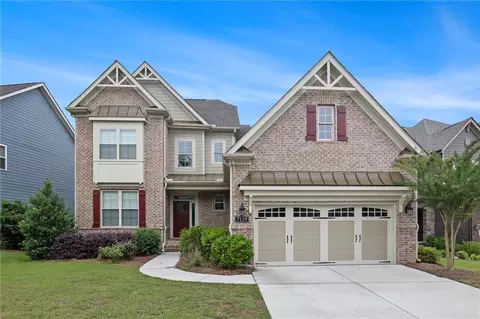 7139 Lake Edge Dr, Flowery Branch, GA 30542