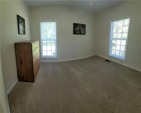 Bedroom - 2456 Blanton Mill Rd, Williamson, GA 30292 photo 2 of 2