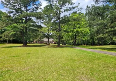 Exterior - 2456 Blanton Mill Rd, Williamson, GA 30292 photo 10 of 11