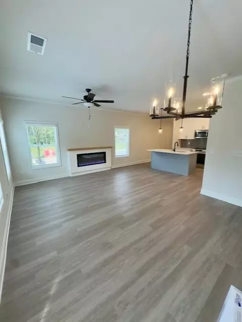 Living - 31 Benscot Dr, Austell, GA 30106 photo 2 of 9