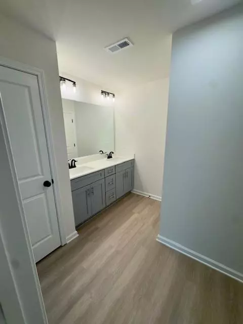 Entry Way - 31 Benscot Dr, Austell, GA 30106 photo 6 of 14