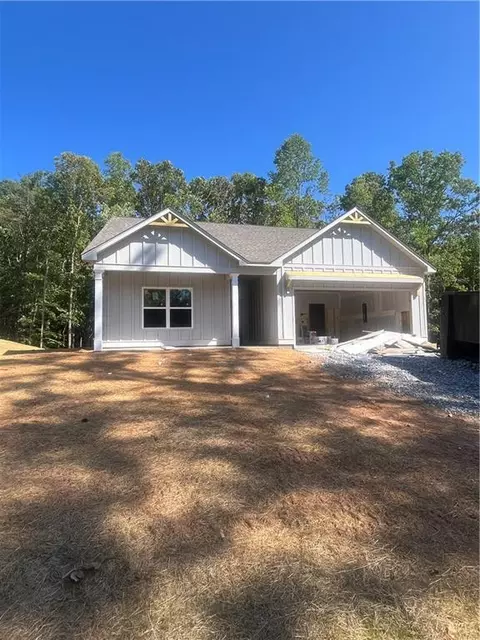 225 W Woods Dr, Dahlonega, GA 30533