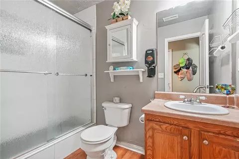Bath - 60 Heaton Dr, Covington, GA 30016 photo 5 of 5
