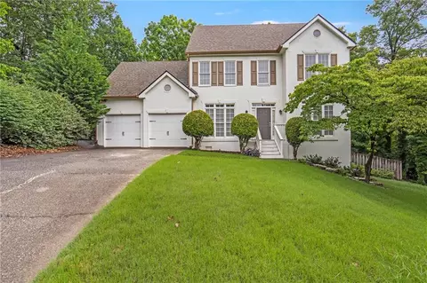 4865 Chesterfield Ct, Suwanee, GA 30024