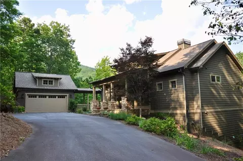 1811 Valley View Dr, Big Canoe, GA 30143