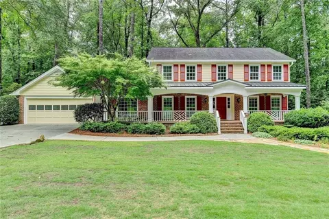 5507 Martina Way, Dunwoody, GA 30338