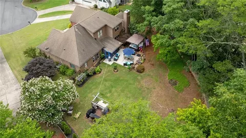 425 Starfire Ct, Suwanee, GA 30024 photo 2