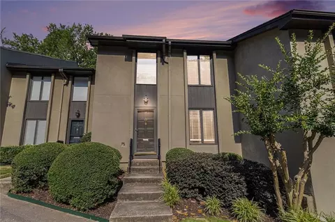 26 Ivy Pkwy NE, Atlanta, GA 30342