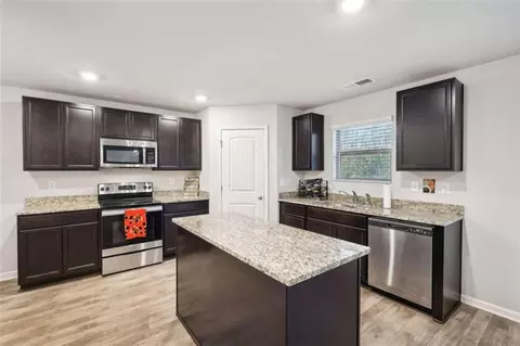 Kitchen - 382 Daffodil Dr, Temple, GA 30179 photo 1 of 2