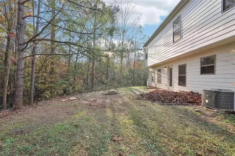 Exterior - 382 Daffodil Dr, Temple, GA 30179 photo 7 of 11