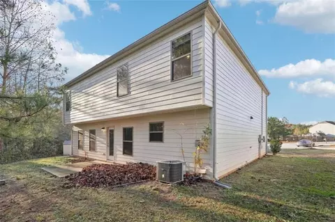 Exterior - 382 Daffodil Dr, Temple, GA 30179 photo 10 of 11