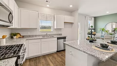Kitchen - 12086 Conrad Cir, Hampton, GA 30228 photo 5 of 7