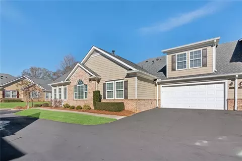 2565 Grapevine Cir #103, Cumming, GA 30041
