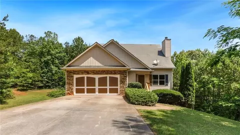 179 Oakville Dr, Dallas, GA 30157