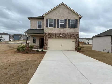 1001 Limburg Dr, Hampton, GA 30228