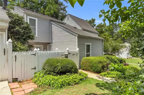 2694 Greentree Dr SE, Marietta, GA 30067