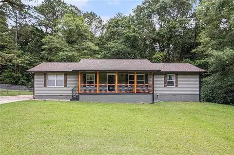 147 Lincoln St, Hogansville, GA 30230