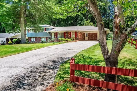 5152 Suggs St, Powder Springs, GA 30127