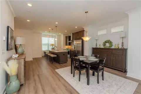 Dining - 3195 Bartee Walk, Suwanee, GA 30024 photo 1 of 3