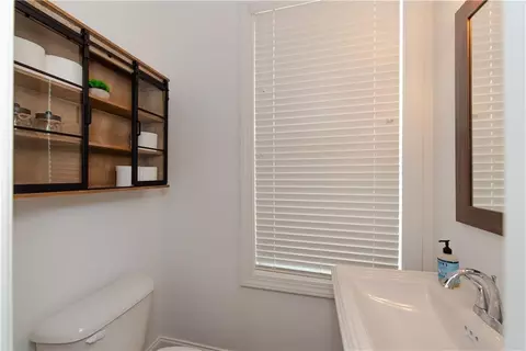 Bath - 3195 Bartee Walk, Suwanee, GA 30024 photo 2 of 6