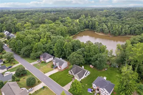 View/Area - 605 Pebble Blvd, Covington, GA 30016 photo 3 of 4