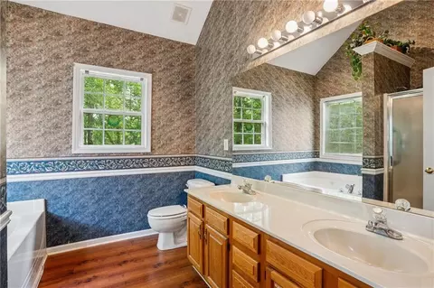 Bath - 605 Pebble Blvd, Covington, GA 30016 photo 1 of 4