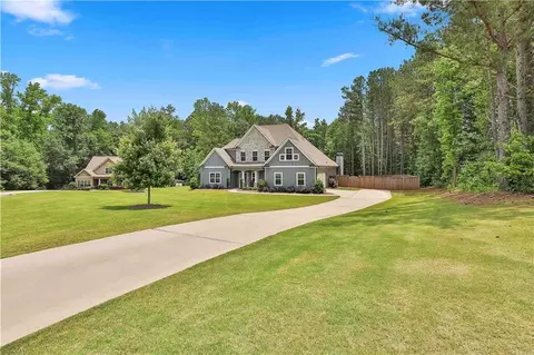 33 Vinery Ct, Sharpsburg, GA 30277