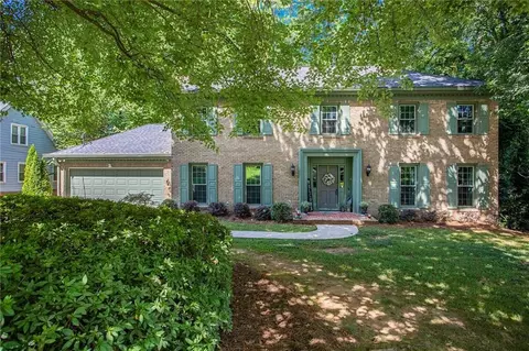 2982 Huntshire Pl, Atlanta, GA 30340