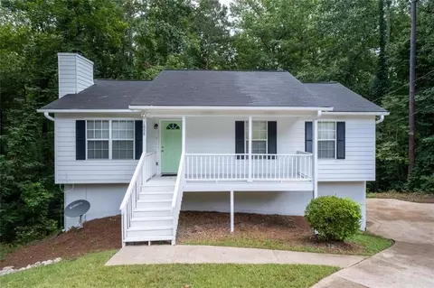 1668 Independence Dr, Douglasville, GA 30134