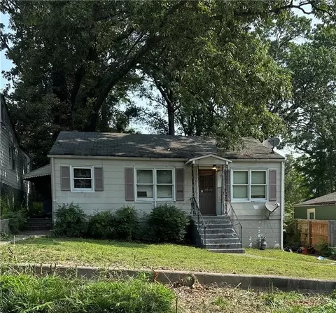 213 Birch St, Hapeville, GA 30354